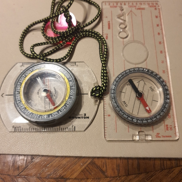 Brunton Other - Lot Of 2 Brunton TruArc3 & Unbranded Base Plate Compasses